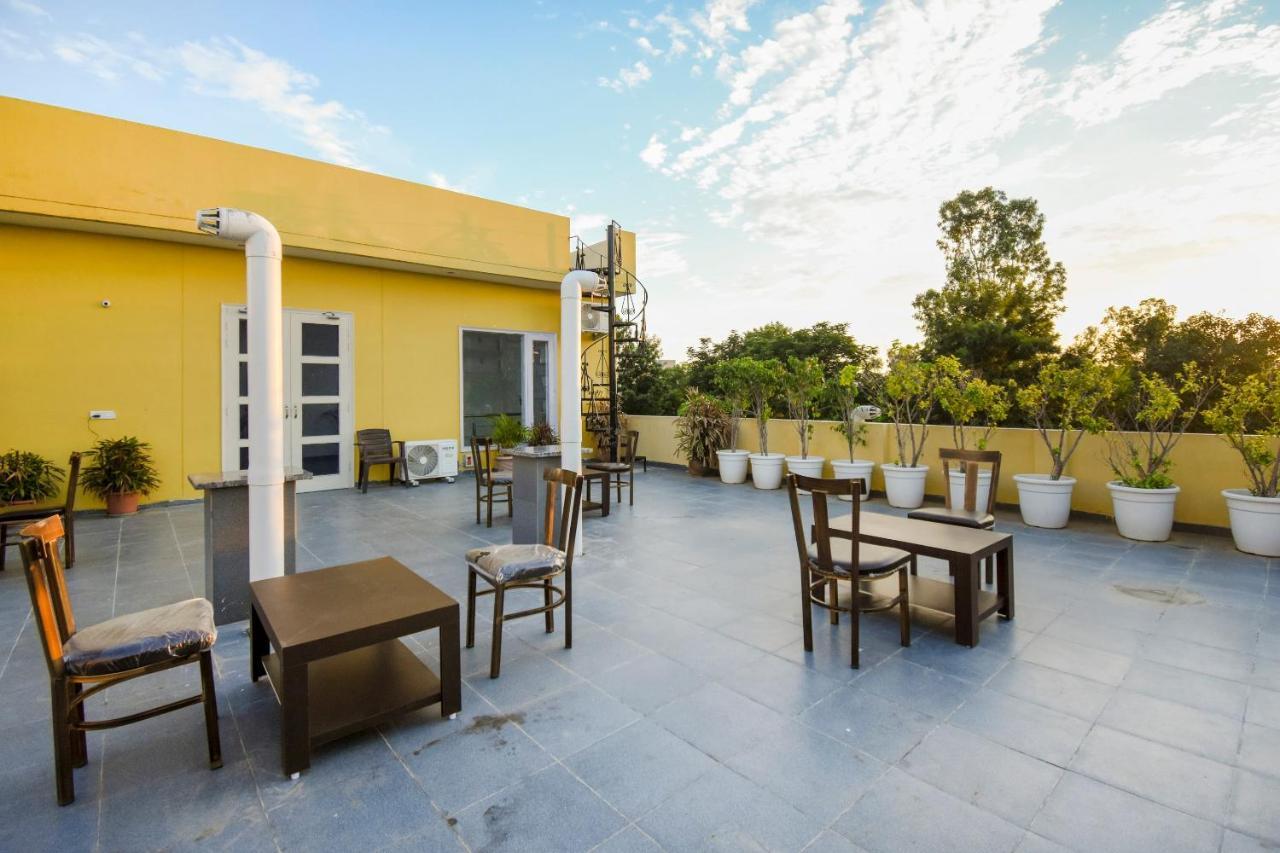 فندق Oyo 75460 Sky High Residency لوديانا المظهر الخارجي الصورة