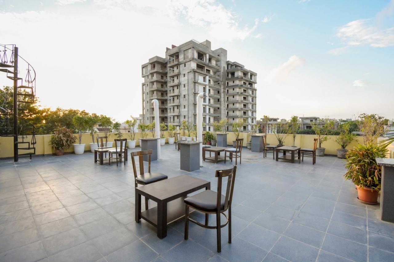 فندق Oyo 75460 Sky High Residency لوديانا المظهر الخارجي الصورة