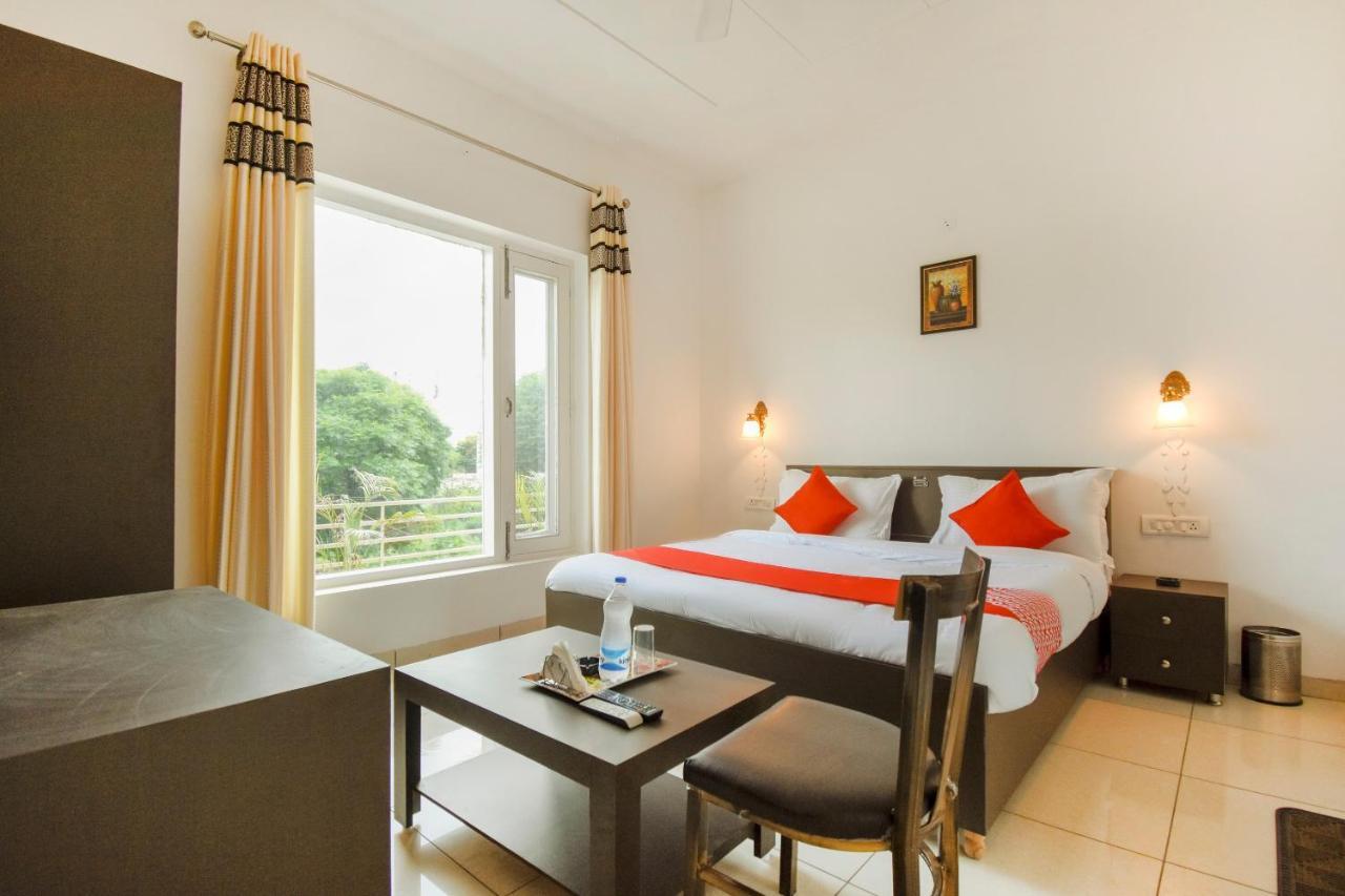 فندق Oyo 75460 Sky High Residency لوديانا المظهر الخارجي الصورة
